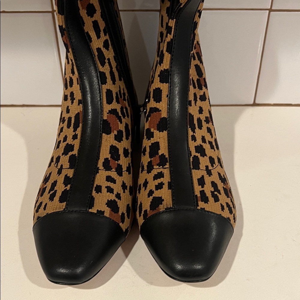 Kate Spade Mikayla Leopard Print Knee-High Boots Black Accents Size 6.5 NWOT - Picture 5 of 8